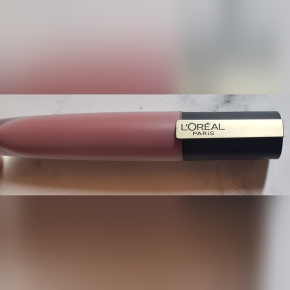 L'Oreal Paris Makeup lot- 2 Lip glosses 109 414 and Brow Stylist Mascara 480 - Picture 2 of 4